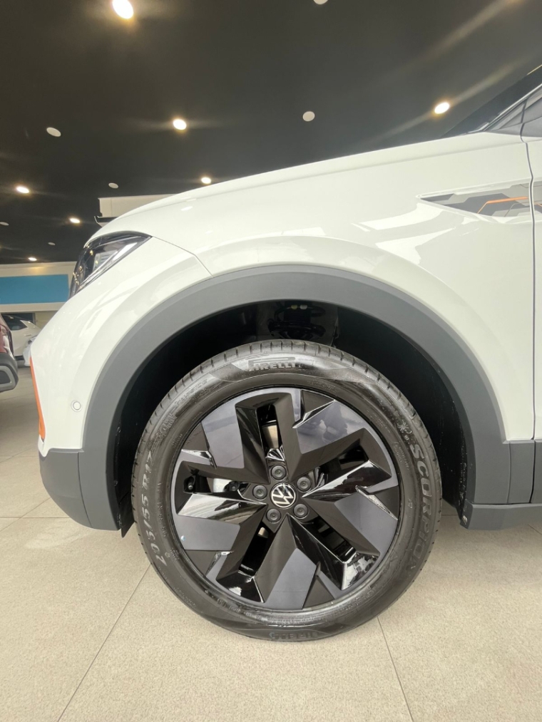 volkswagen t-cross 1.4 250 tsi total flex extreme automatico 4p 202610