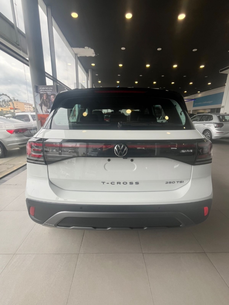 volkswagen t-cross 1.4 250 tsi total flex extreme automatico 4p 202615
