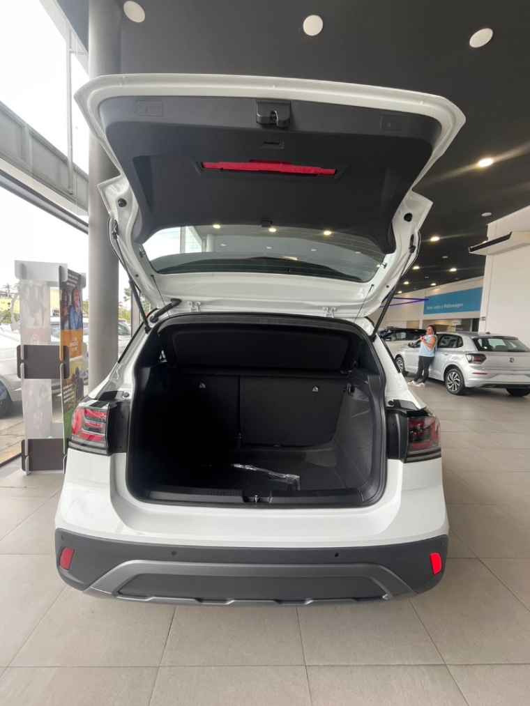 volkswagen t-cross 1.4 250 tsi total flex extreme automatico 4p 202612