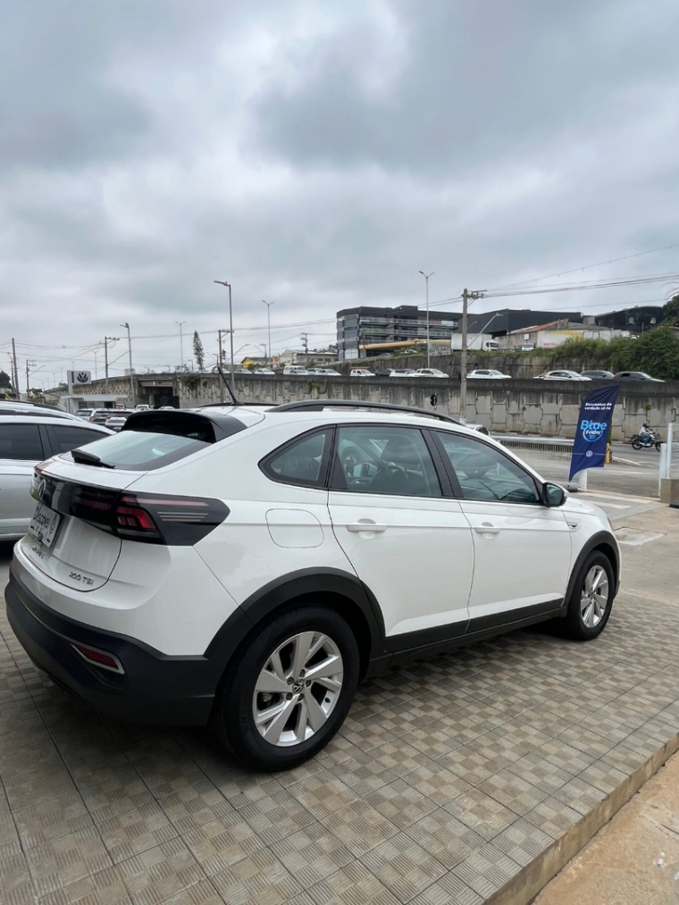 volkswagen nivus 1.0 200 tsi total flex comfortline automatico 4p 202310