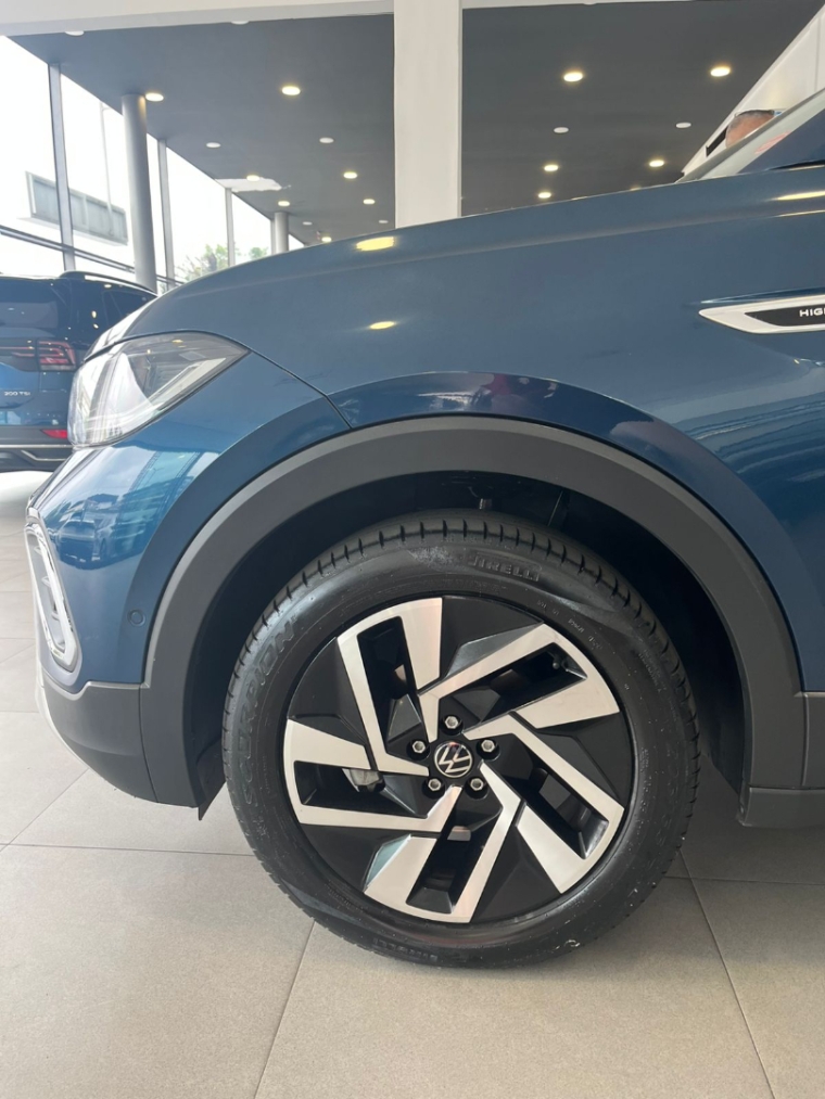 volkswagen t-cross 1.4 250 tsi total flex highline automatico gasolina 4p 20257