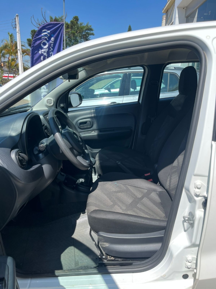 fiat mobi 1.0 evo flex like. manual 4p 20235