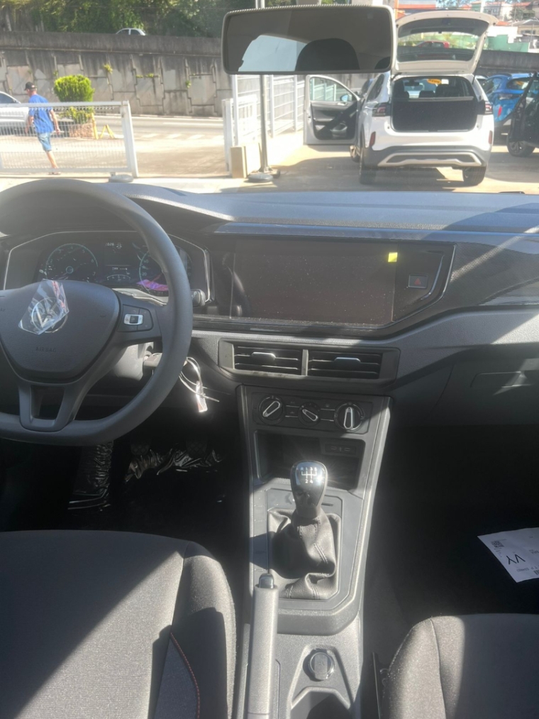 volkswagen polo 1.0 mpi track manual.4