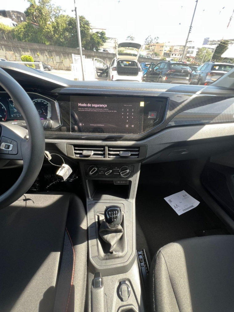 volkswagen polo 1.0 mpi track manual.4