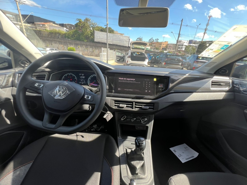 volkswagen polo 1.0 mpi track manual.3