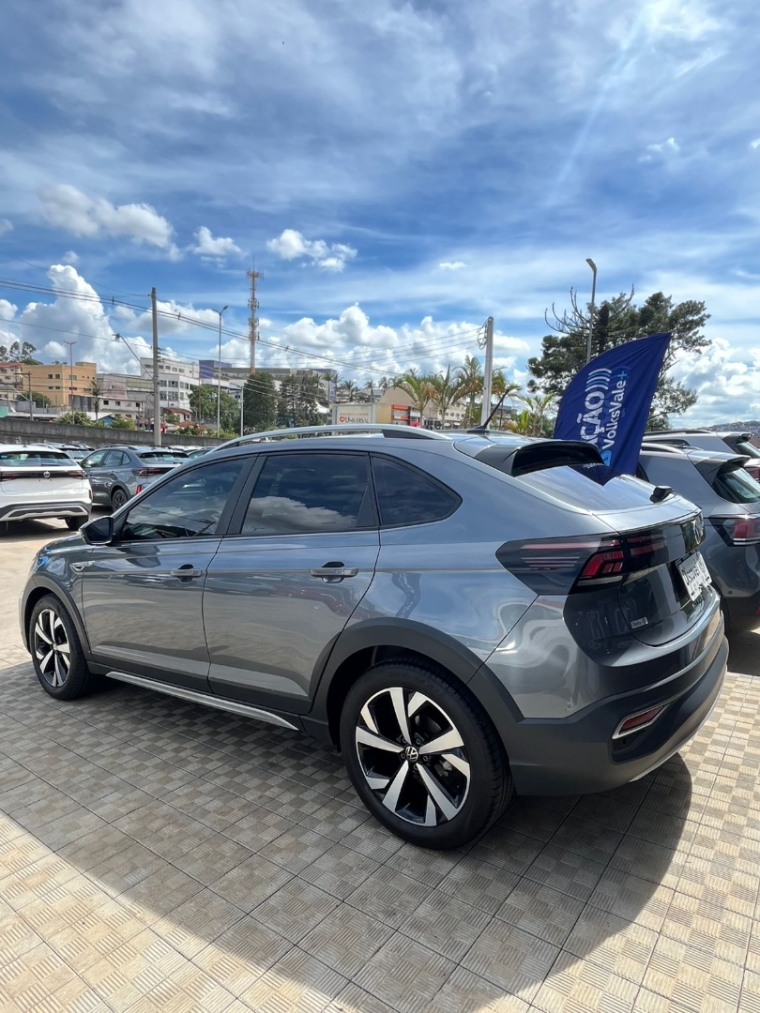 volkswagen nivus 1.0 200 tsi total flex highline automatico 4p 20238