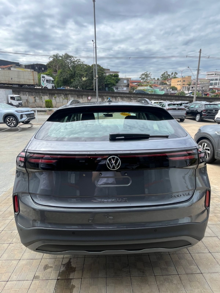 volkswagen nivus 1.0 200 tsi total flex comfortline automatico 4p 202611