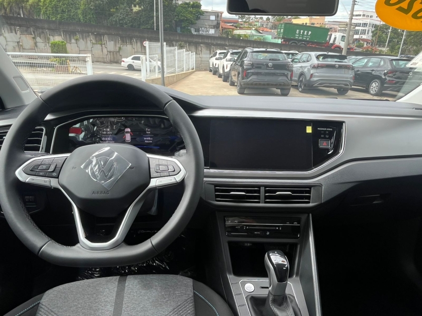 volkswagen nivus 1.0 200 tsi total flex comfortline automatico 4p 20264