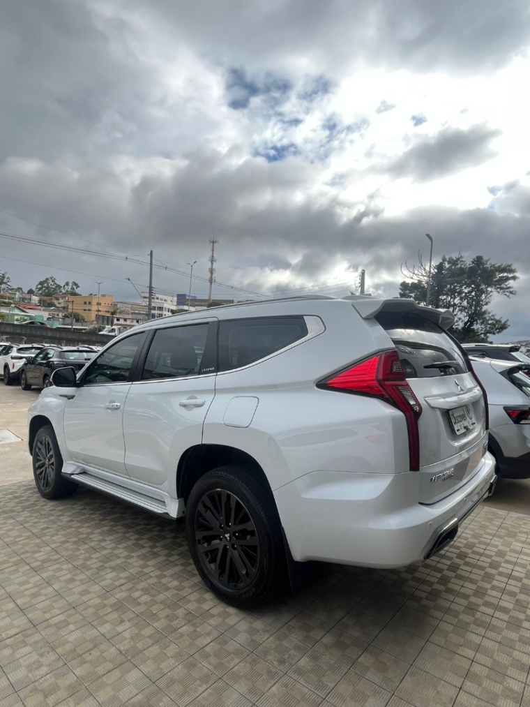 mitsubishi pajero sport 2.4 16v mivec turbo diesel legend awd automatico 4p 202419