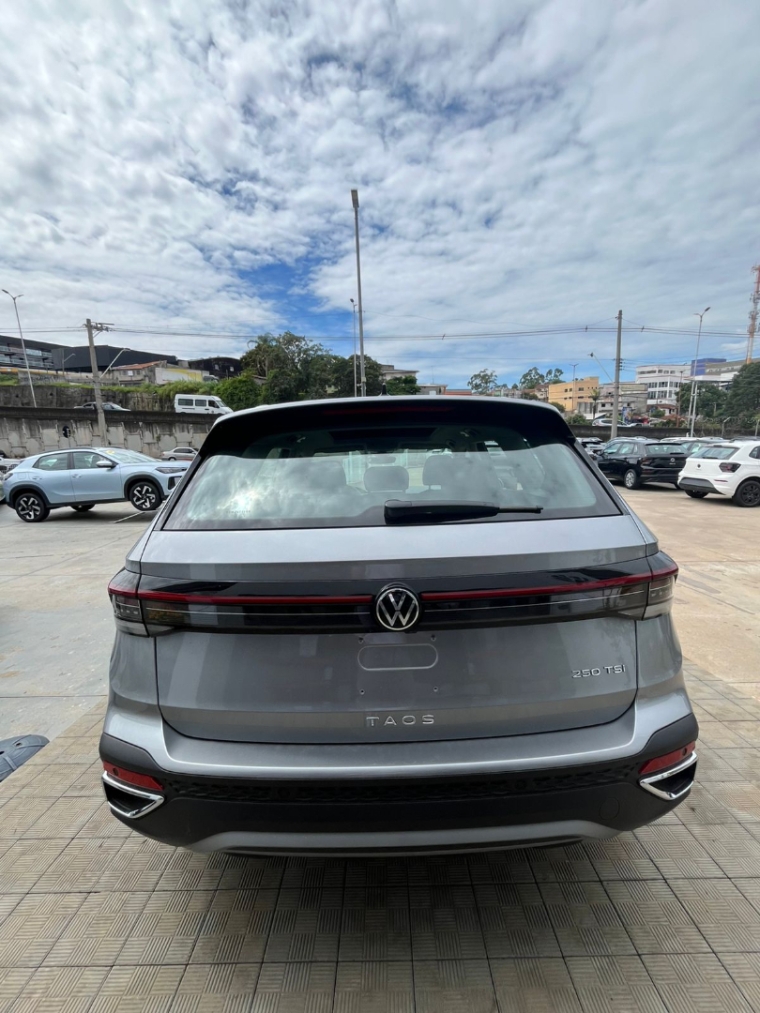 volkswagen taos 1.4 250 tsi total flex highline automatico 4p 202614
