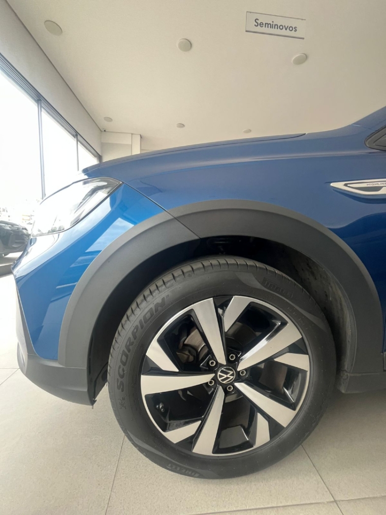 volkswagen nivus 1.0 200 tsi total flex highline automatico 4p 20227