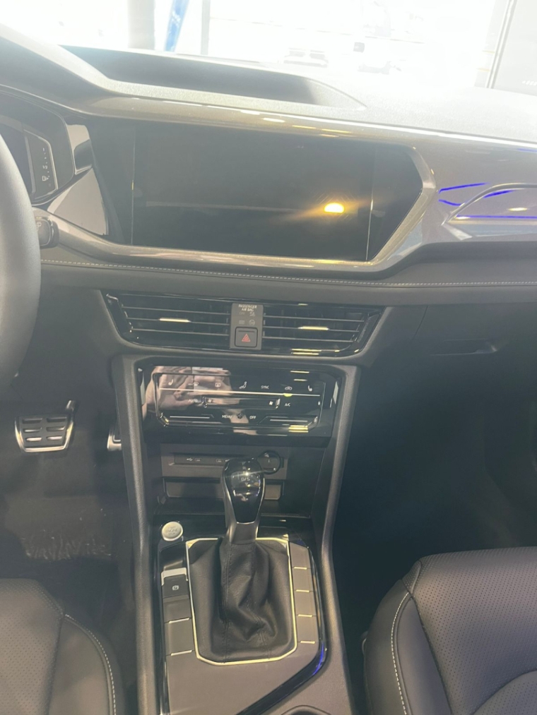 volkswagen taos 1.4 250 tsi total flex highline automatico 4p 20255