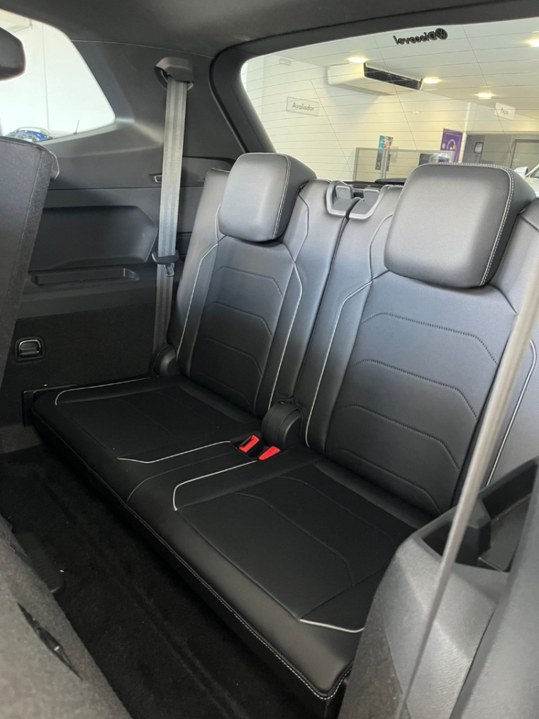 volkswagen tiguan 2.0 300 tsi gasolina allspace r-line automatico 4p 202411