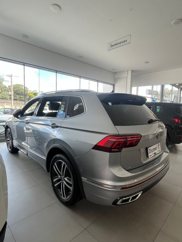 volkswagen tiguan 2.0 300 tsi gasolina allspace r-line automatico 4p 202414