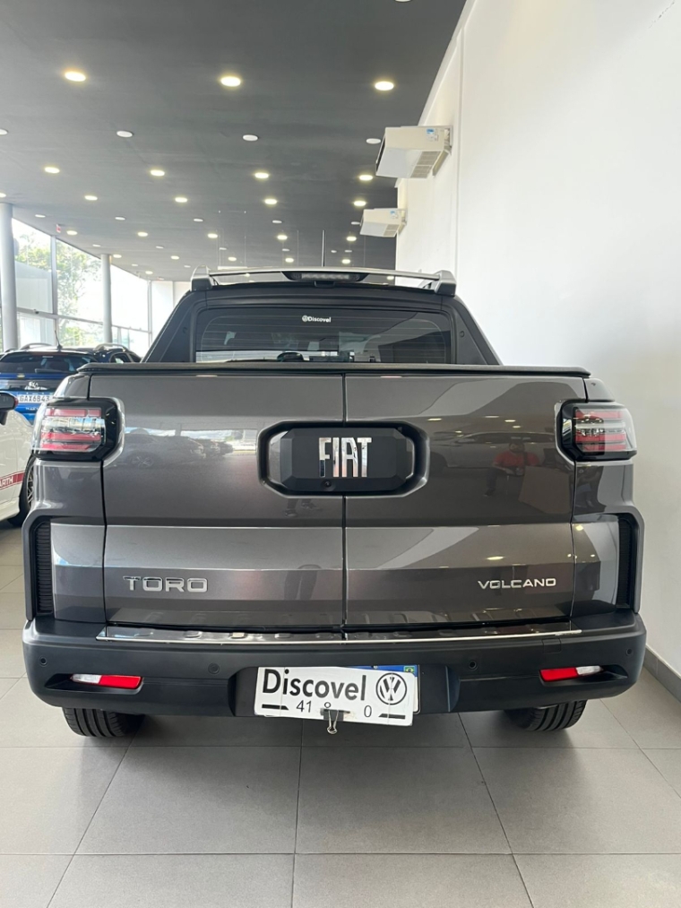 fiat toro 1.3 turbo 270 flex volcano at6 4p automatico 202610