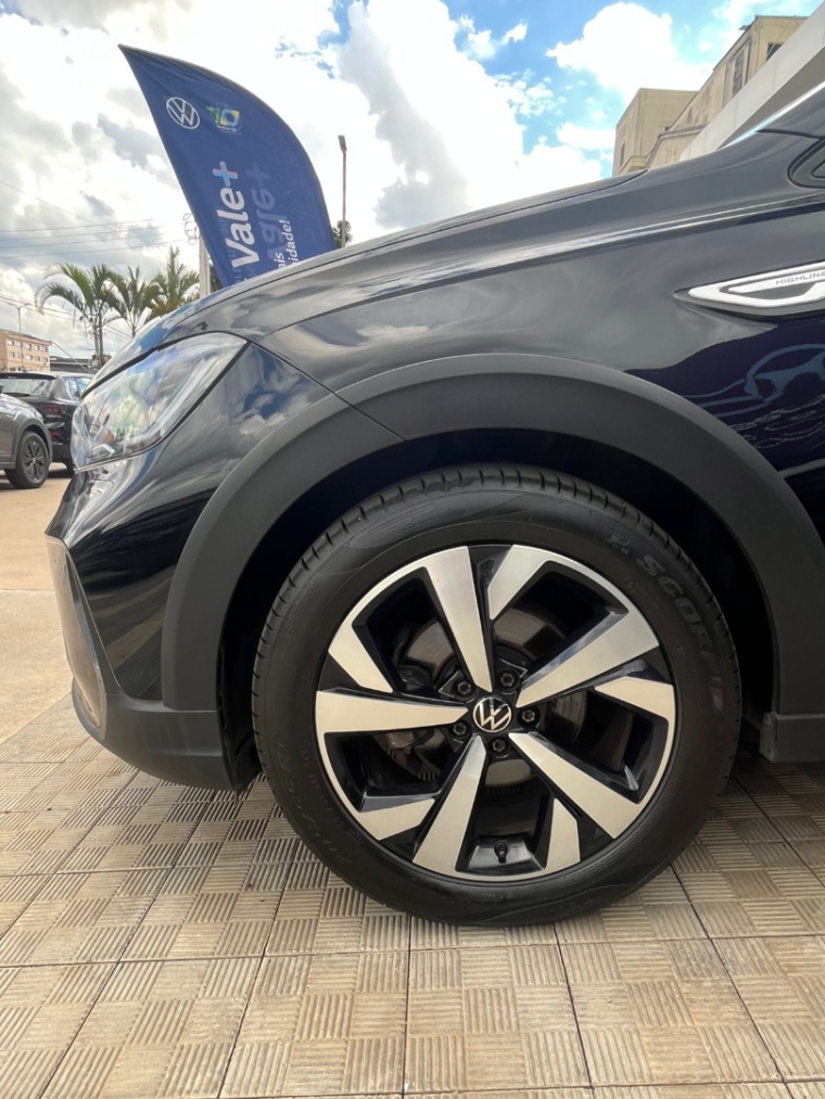 volkswagen nivus 1.0 200 tsi total flex highline automatico 4p 20249