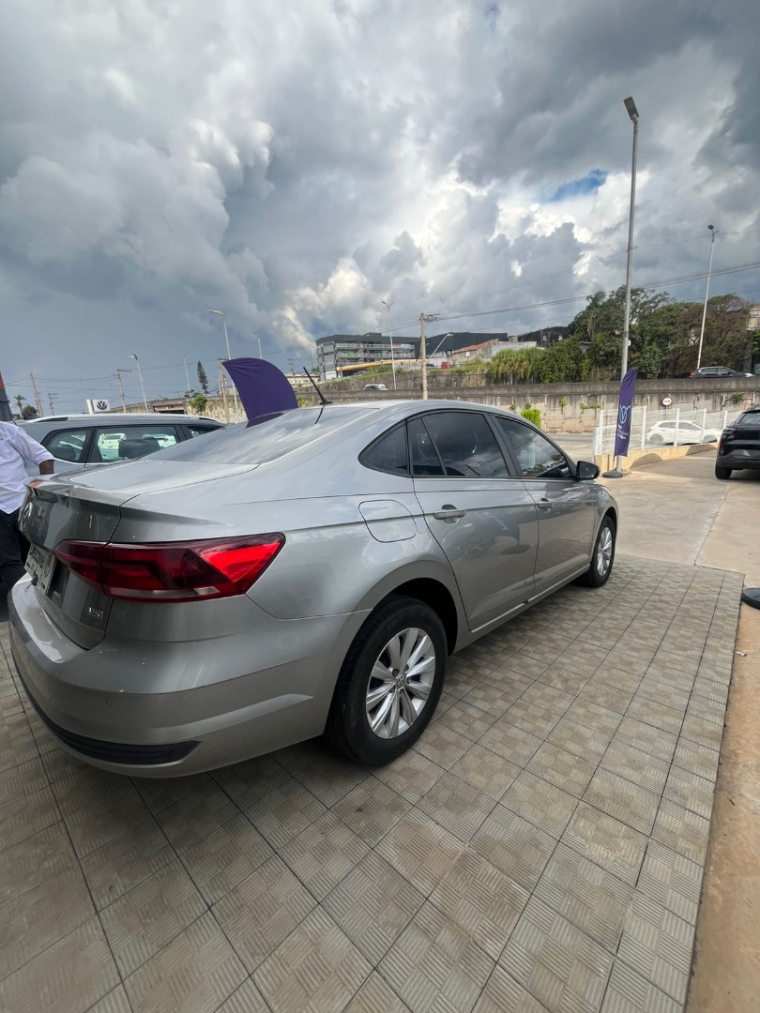 volkswagen virtus 1.6 msi total flex automatico 4p 202110