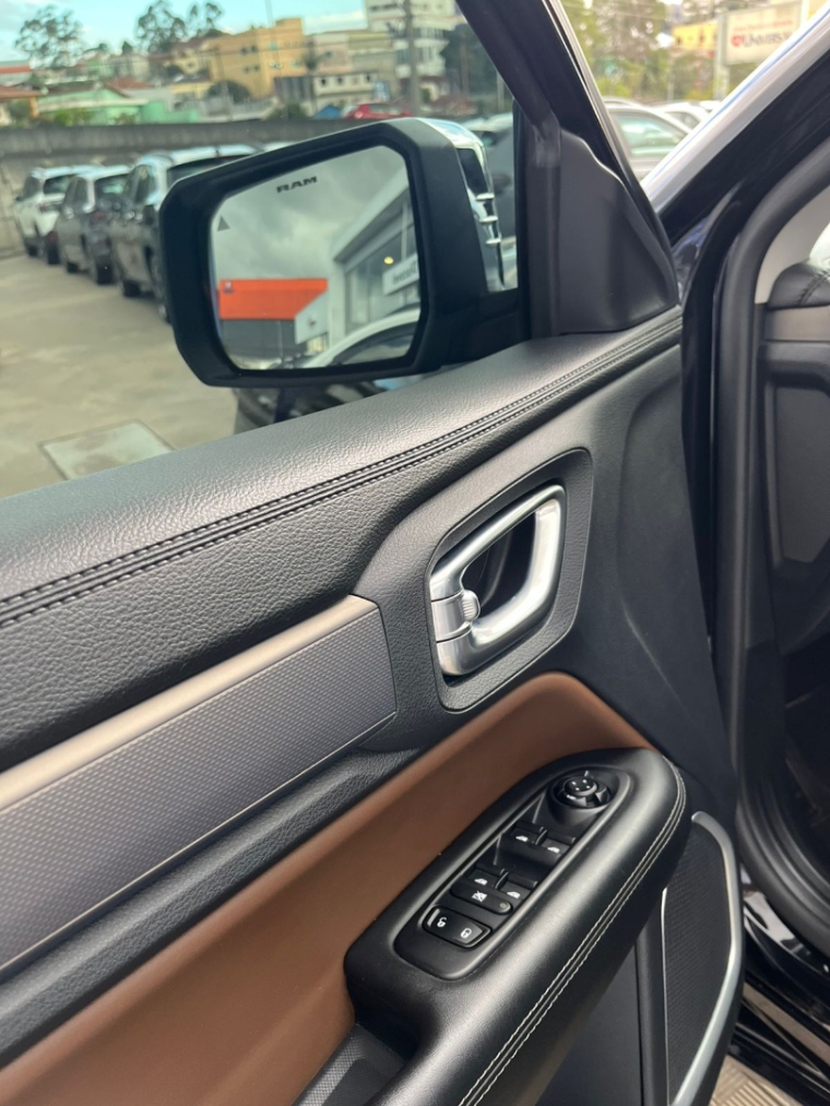 ram rampage 2.0 turbo diesel laramie 4x4 automatico 4p 202413