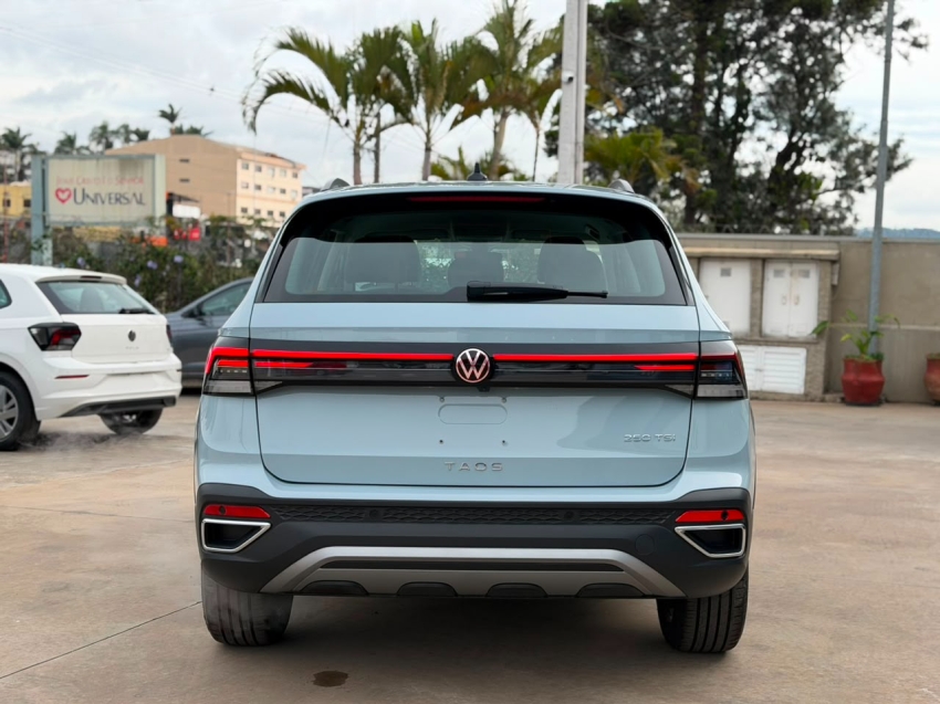 volkswagen taos 1.4 250 tsi total flex comfortline automatico 4p 202611