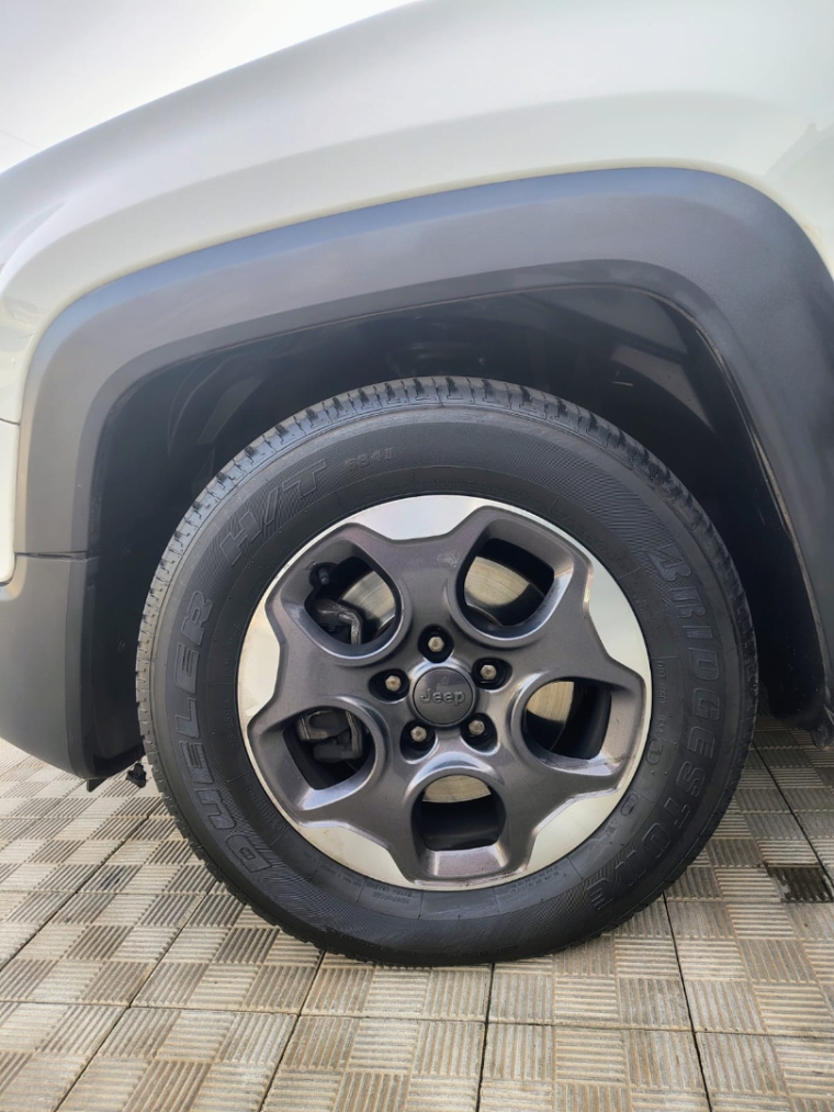 jeep renegade 1.8 16v flex 4p automatico 20198