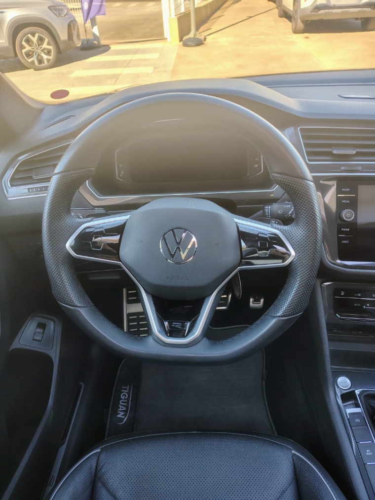 volkswagen tiguan 2.0 300 tsi gasolina allspace r-line automatico 4p 20245