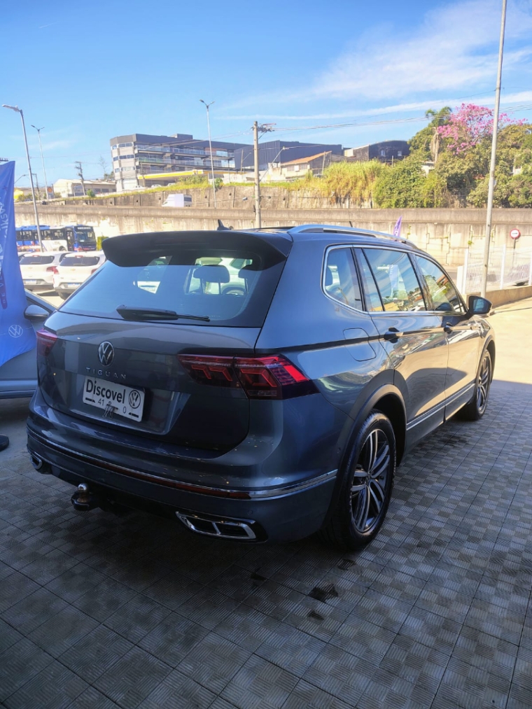 volkswagen tiguan 2.0 300 tsi gasolina allspace r-line automatico 4p 202413