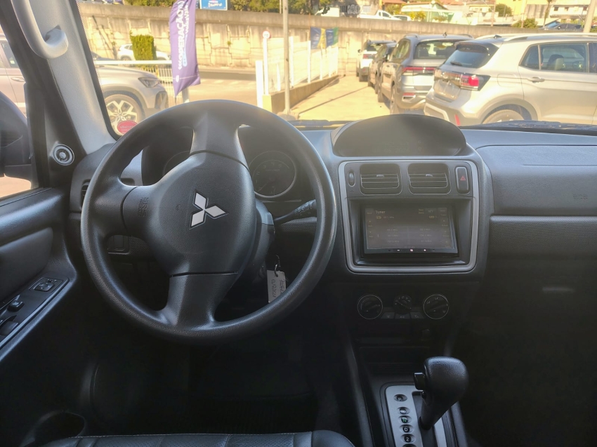 mitsubishi pajero tr4 2.0 4x4 16v 140cv flex 4p automatico 20134