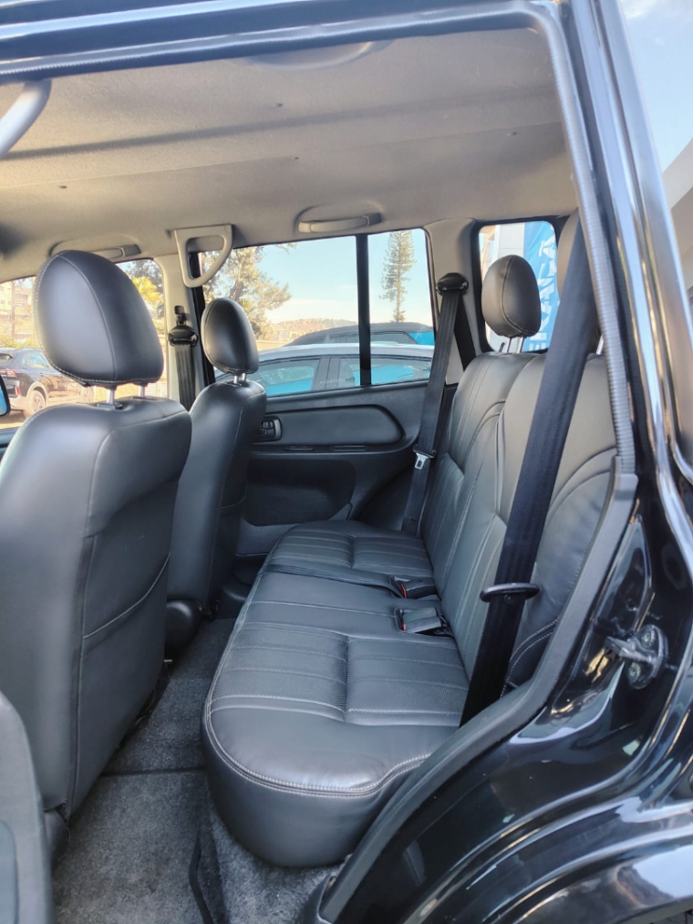 mitsubishi pajero tr4 2.0 4x4 16v 140cv flex 4p automatico 20137
