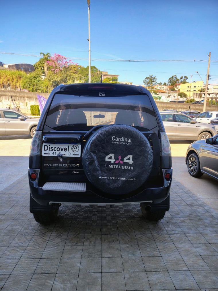mitsubishi pajero tr4 2.0 4x4 16v 140cv flex 4p automatico 201312