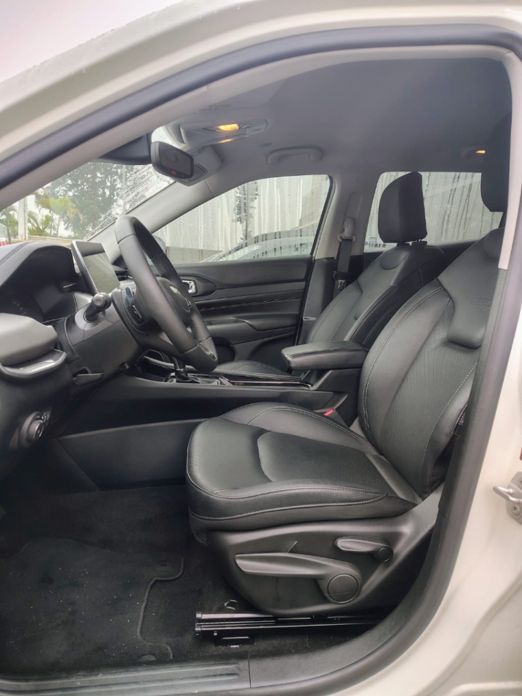 jeep compass 1.3 t270 turbo flex longitude at6 gasolina 4p automatico 20246