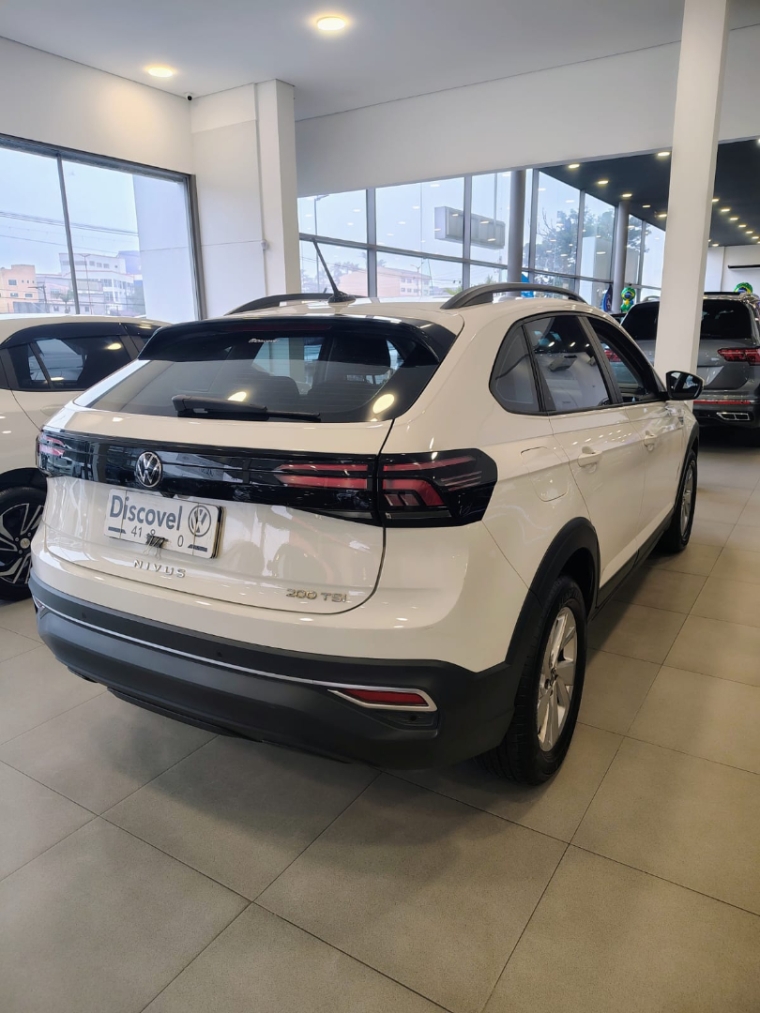volkswagen nivus 1.0 200 tsi total flex comfortline automatico 4p 202411