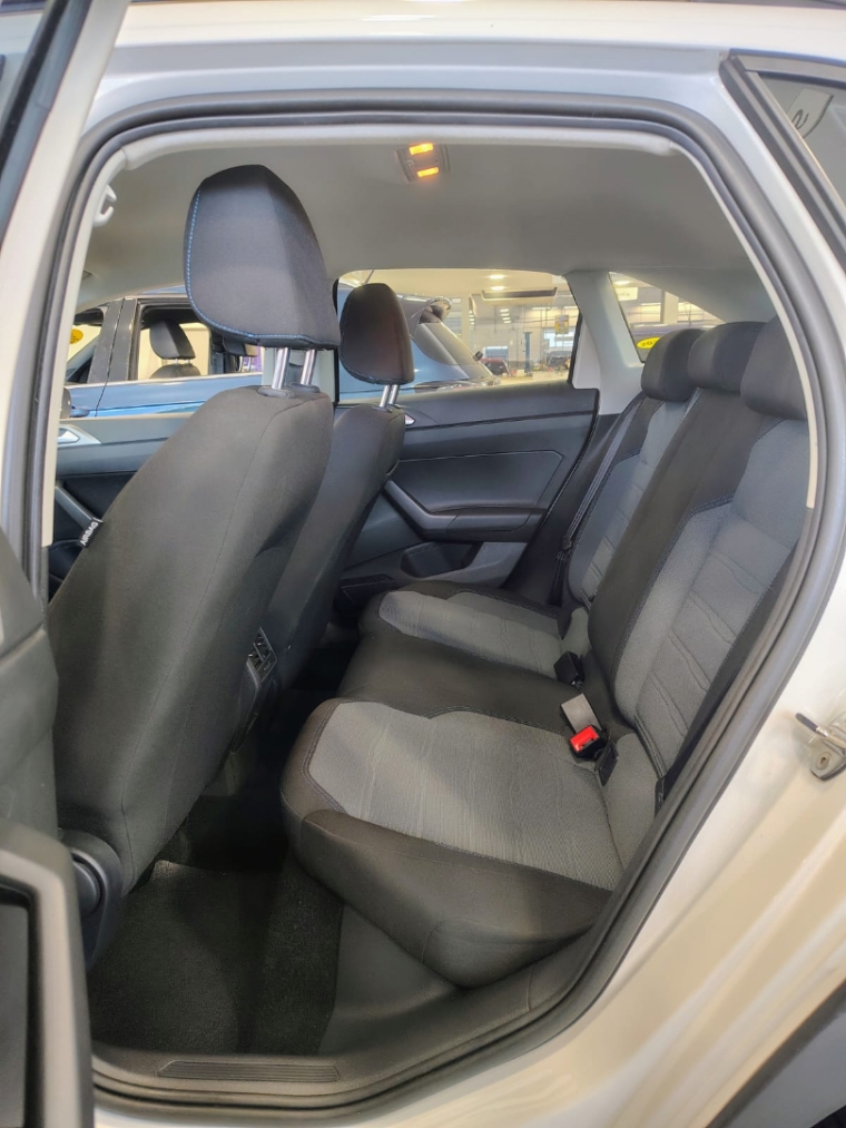 volkswagen nivus 1.0 200 tsi total flex comfortline automatico 4p 20247