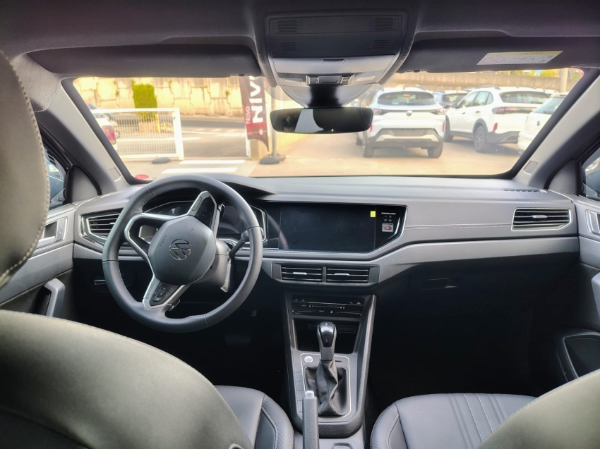 volkswagen nivus 1.0 200 tsi total flex highline automatico 4p 20263