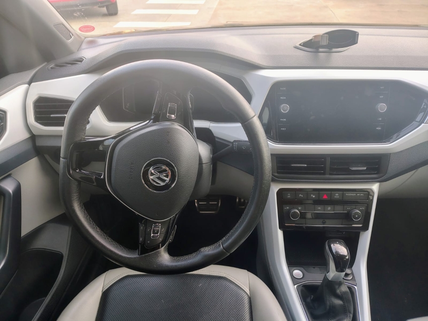 volkswagen t-cross 1.4 250 tsi total flex highline automatico 4p 20204