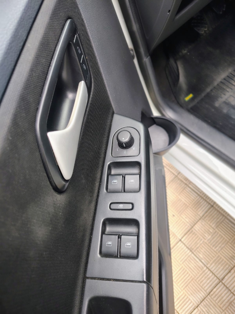 volkswagen fox 1.6 msi total flex connect 4p manual 20204