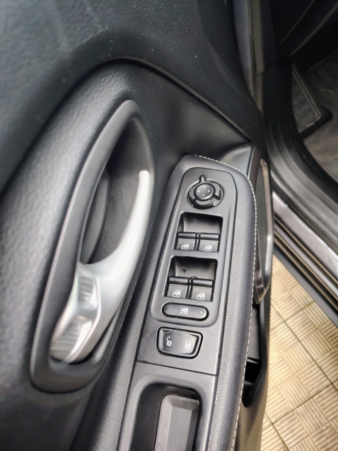 jeep renegade 1.8 16v flex sport 4p automatico 20166