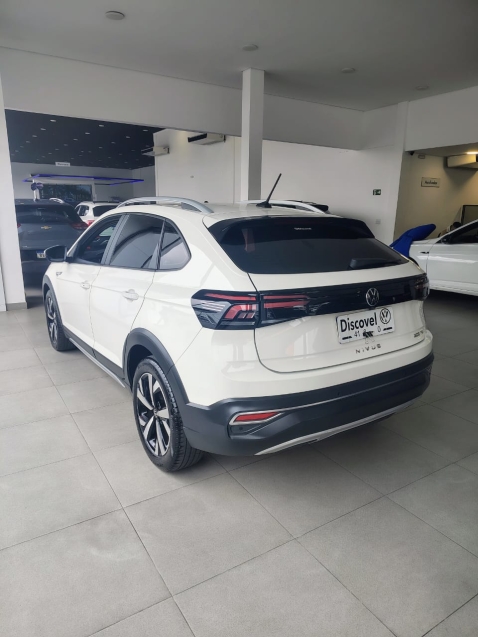volkswagen nivus 1.0 200 tsi total flex highline automatico 4p 202410