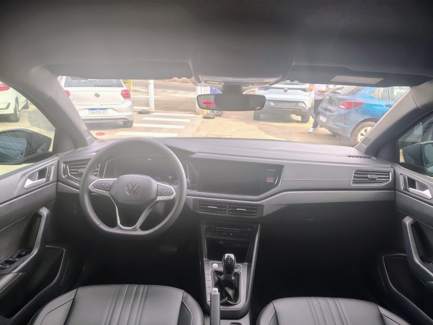 volkswagen nivus 1.0 200 tsi total flex highline automatico 4p 20263