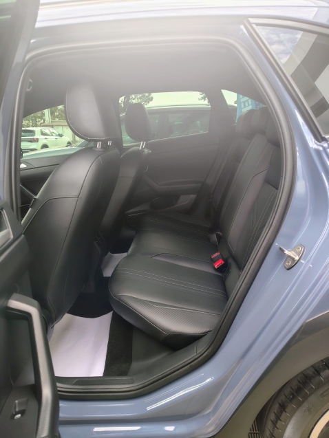volkswagen nivus 1.0 200 tsi total flex highline automatico 4p 20266