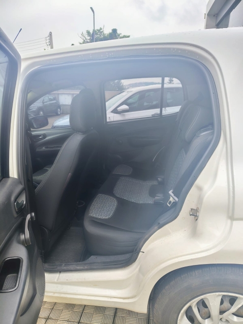 fiat uno 1.0 fire flex attractive manual 4p 20216