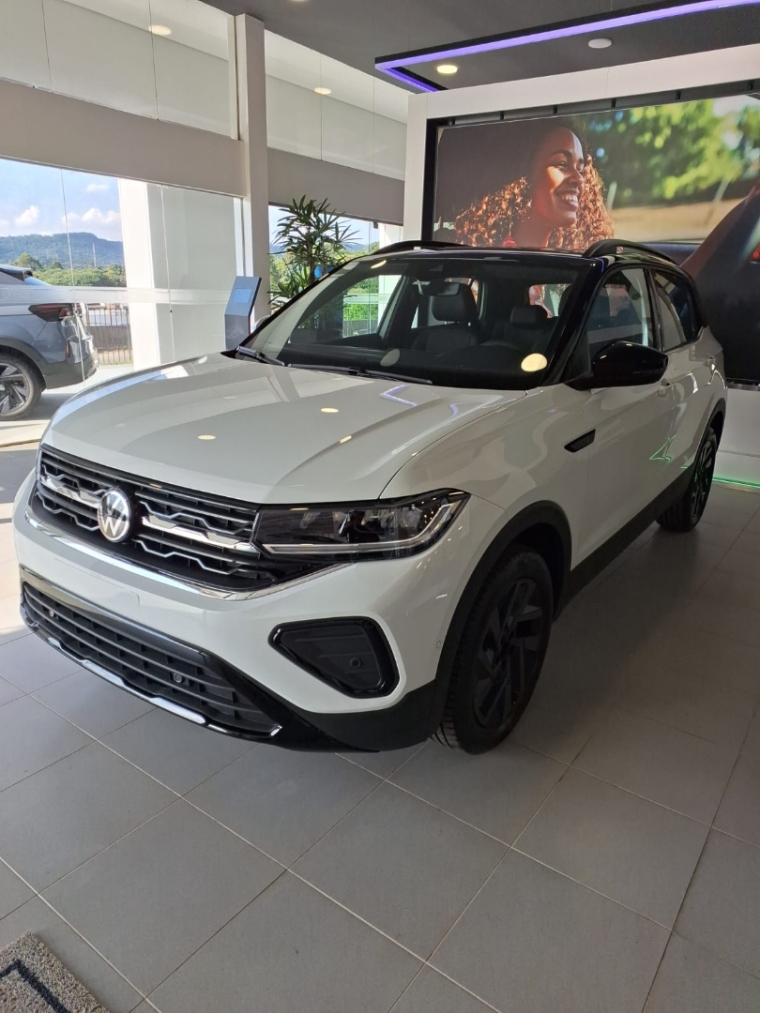 volkswagen t-cross 1.4 250 tsi total flex highline automatico 4p 2025 volkswagen t-cross 1.4 250 tsi total flex highline automatico 4p 2025