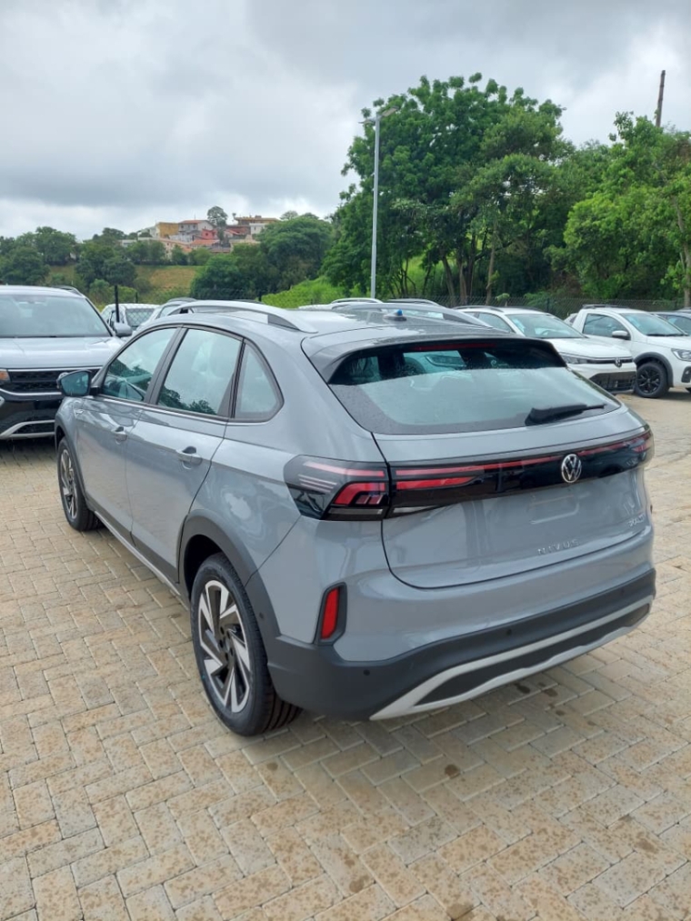 volkswagen nivus 1.0 200 tsi total flex highline automatico 4p 20266
