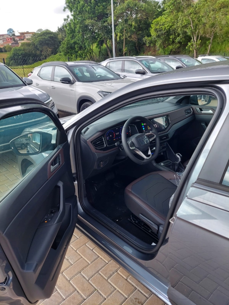 oferta imperdivel! volkswagen virtus 1.0 200 tsi highline automatico 2025/268
