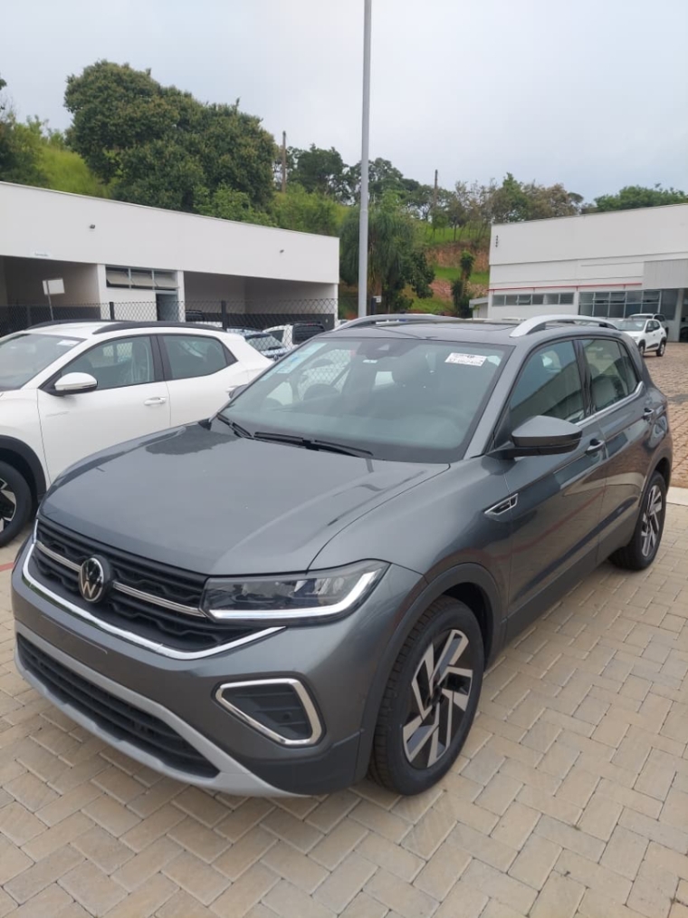 volkswagen t-cross 1.4 250 tsi total flex highline automatico 4p 2026