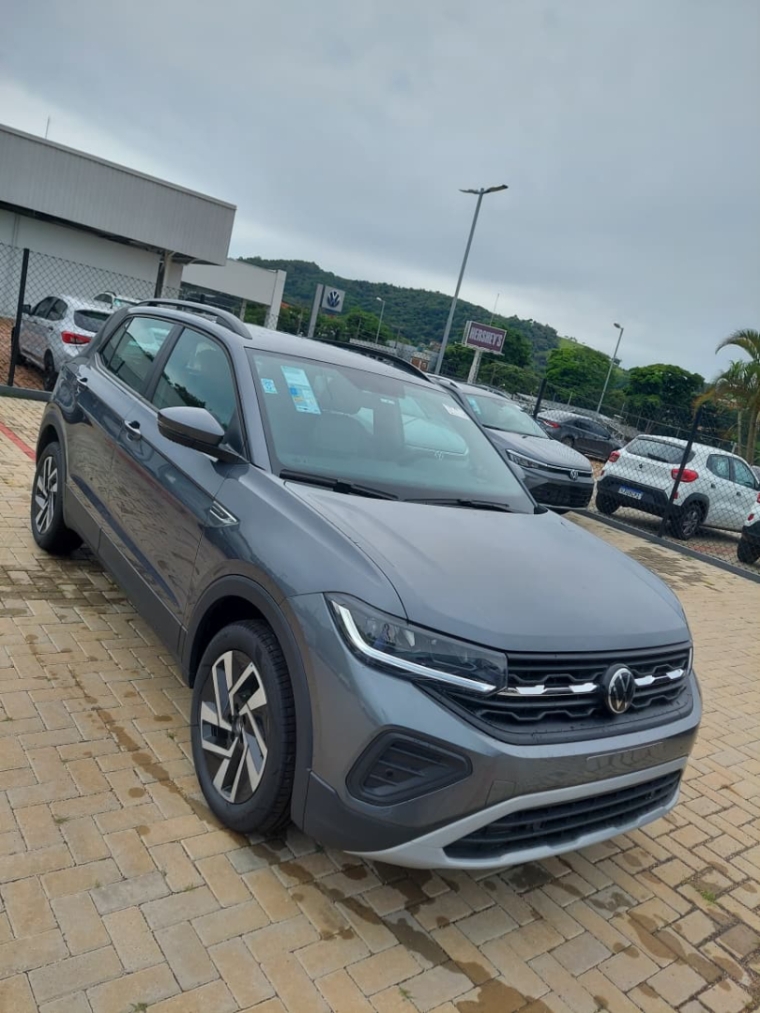 volkswagen t-cross 1.0 200 tsi total flex comfortline automatico 4p 20262