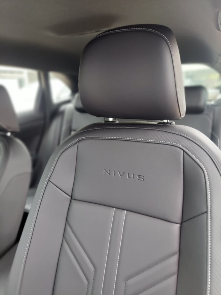 volkswagen nivus 1.0 200 tsi total flex highline automatico 4p 202610