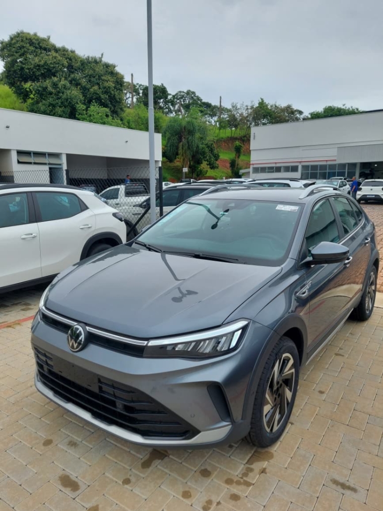 volkswagen nivus 1.0 200 tsi total flex highline automatico 4p 2026