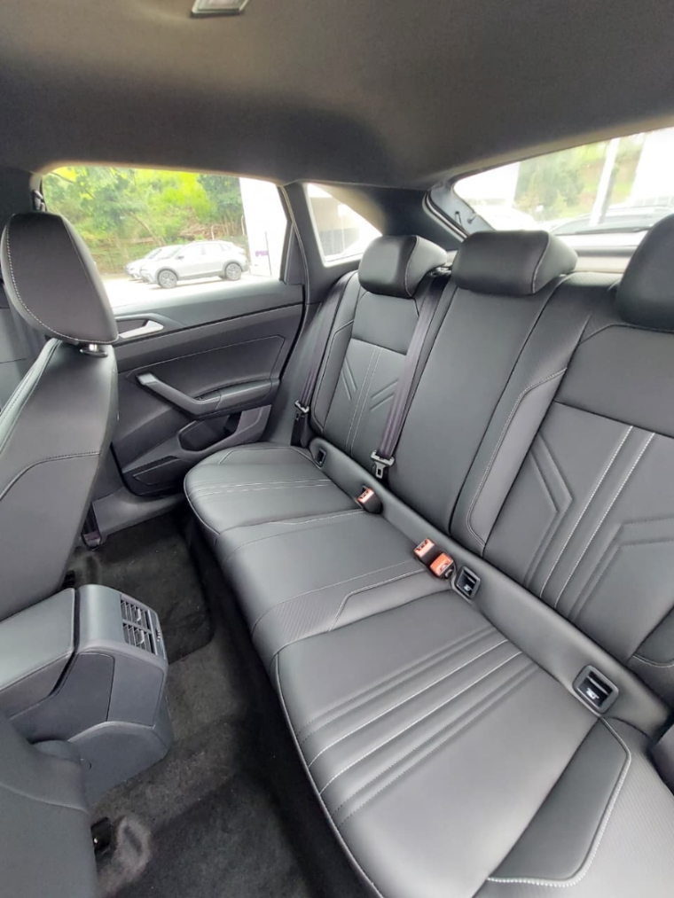 volkswagen nivus 1.0 200 tsi total flex highline automatico 4p 20269