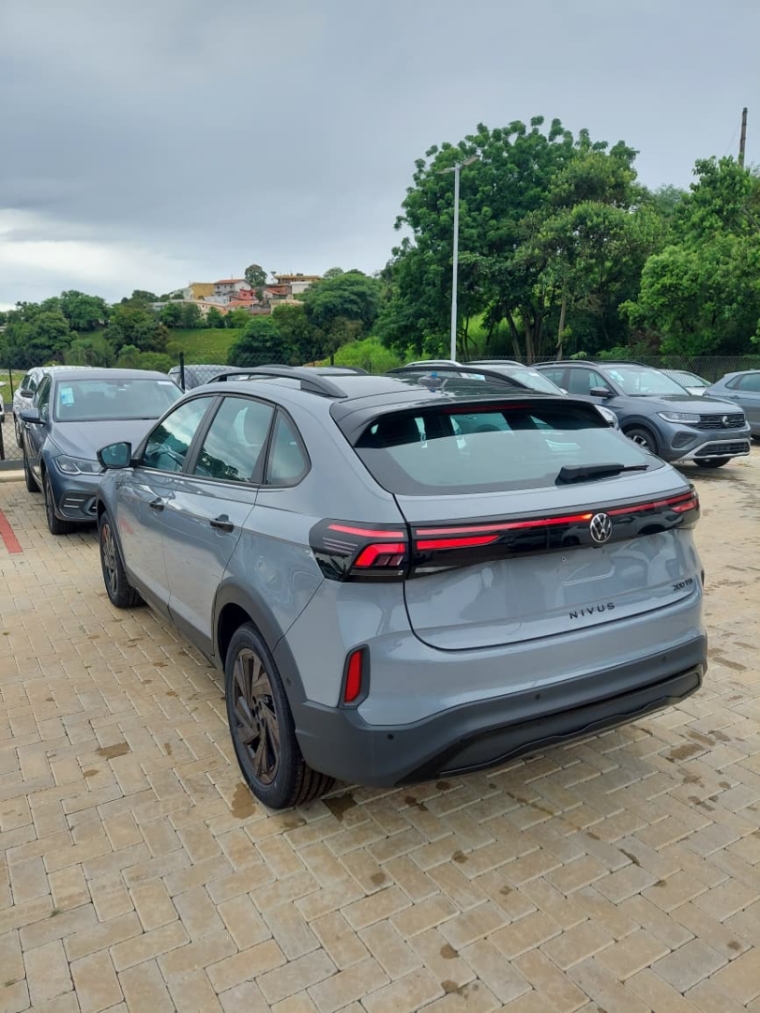 volkswagen nivus 1.0 200 tsi total flex highline automatico 4p 20266