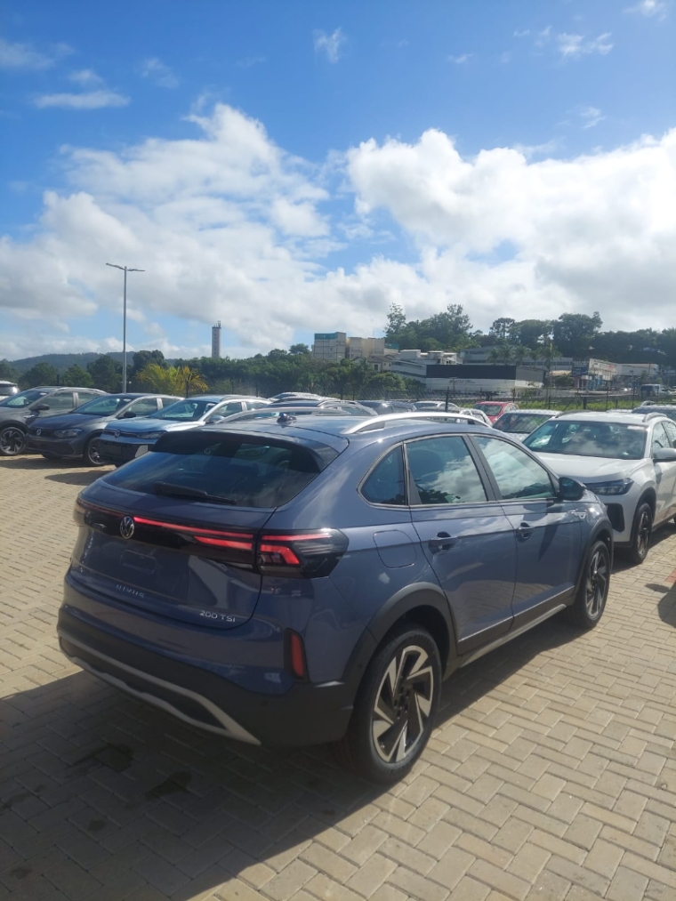 volkswagen nivus 1.0 200 tsi total flex highline automatico 4p 20264
